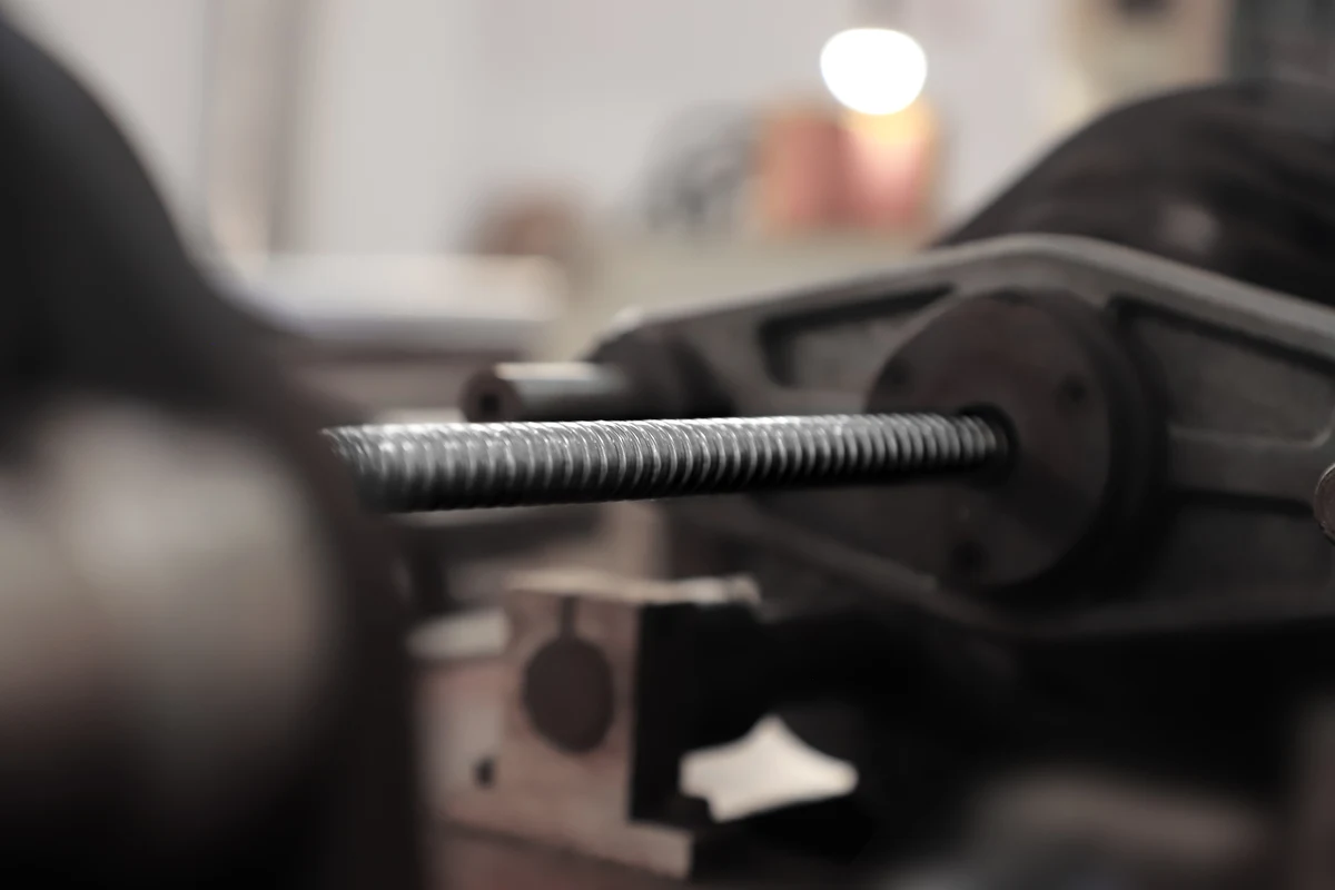 Hydroforming machine forming corrugations in stainless steel tube